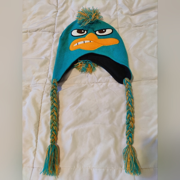 Disney's Angry Bird "Phineas & Ferb" knitted beanie hat with yarn mohawk💚🧶💛 - Picture 1 of 13